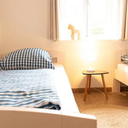 Ahrentschildt's Im Reetdachhaus