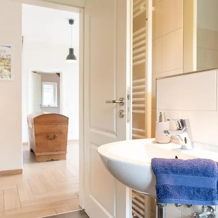 Ahrentschildt's Im Reetdachhaus * Eyendorf